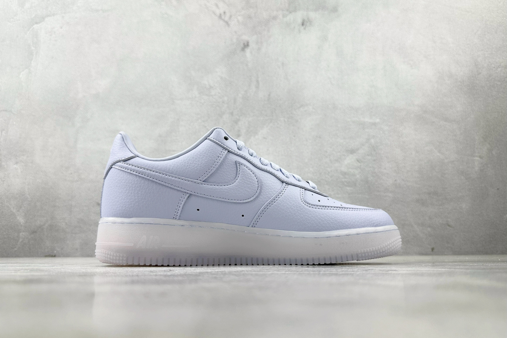 
全新版本升级  NOCTA × Nike Air Force 1 Love You Forever紫银