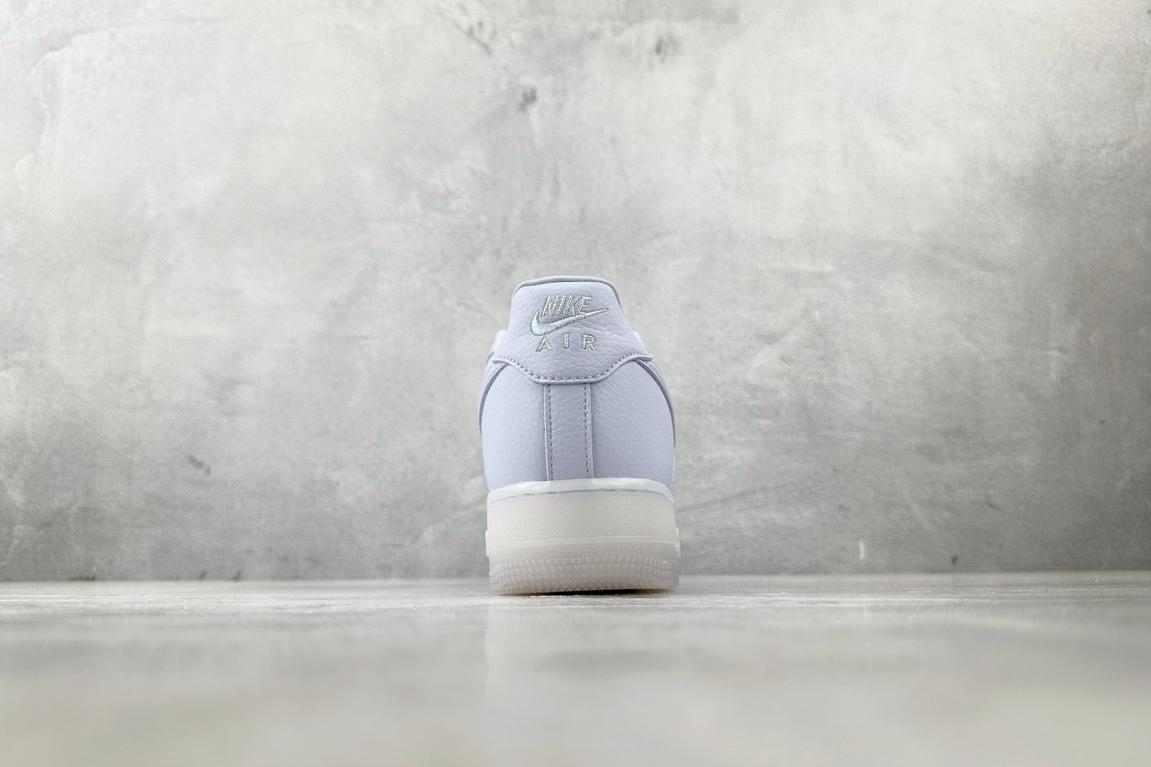 
全新版本升级  NOCTA × Nike Air Force 1 Love You Forever紫银