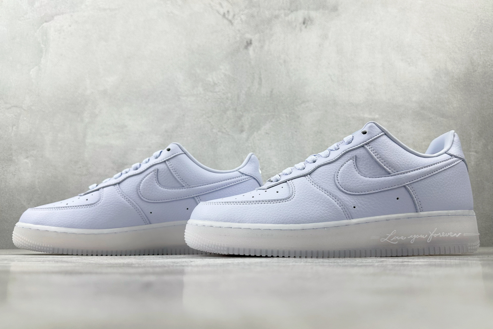 
全新版本升级  NOCTA × Nike Air Force 1 Love You Forever紫银