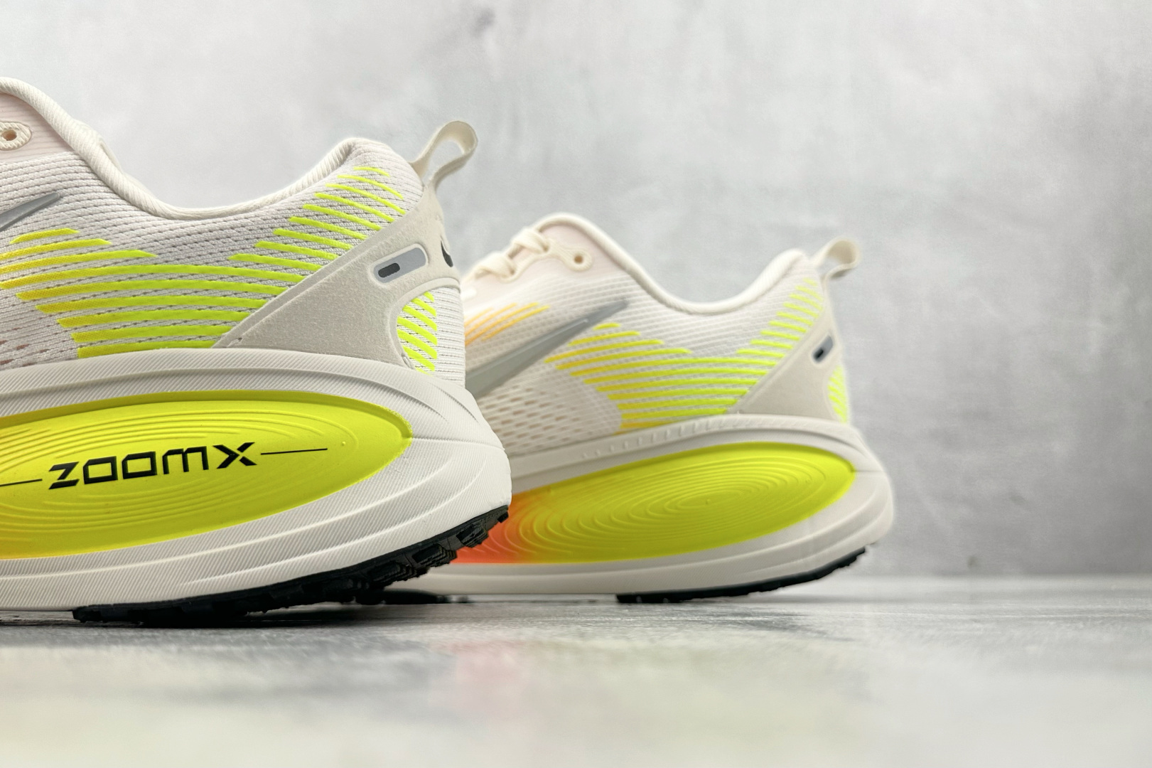 图片[8]-GT  全套数据私模 Nike Vomero 18 白橙色 货号：HM6804-002 尺码：36 36.5 37.5 38 38.5 39 40 40.5 41 42 42.5 43 44 44.5 45-选品中心