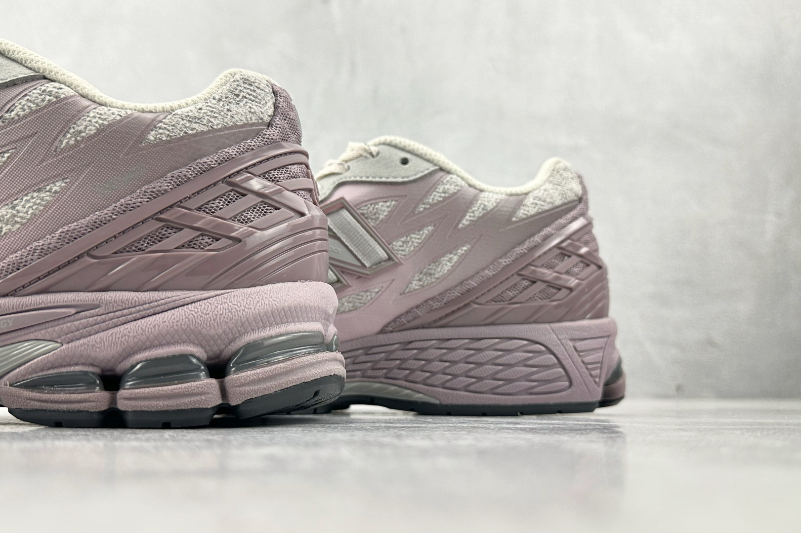 图片[8]-C 版  大厂出品 New Balance 1906M \”3M Reflective Pink”粉色 货号：U1906WFA 尺码：36 36.5 37 38.5 39 40 40.5 41 42 42.5 43 44 44.5 45 46 46.5-选品中心