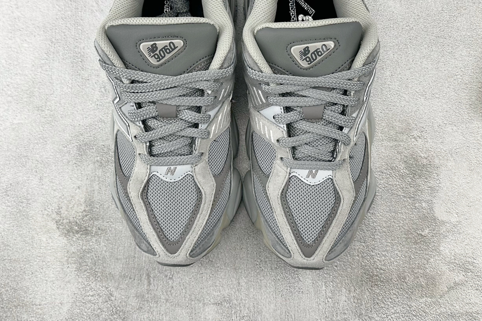 M版
纯原标杆 品质无敌 New Balance NB 9060 灰色

货号：U9060GG
尺码：3