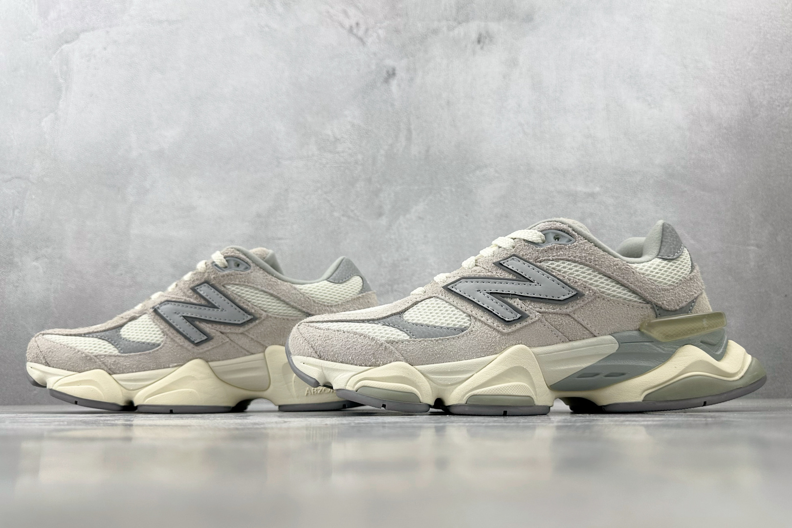 M版 
纯原标杆 品质无敌 New Balance NB 9060 白灰色

货号：U9060HSC
尺