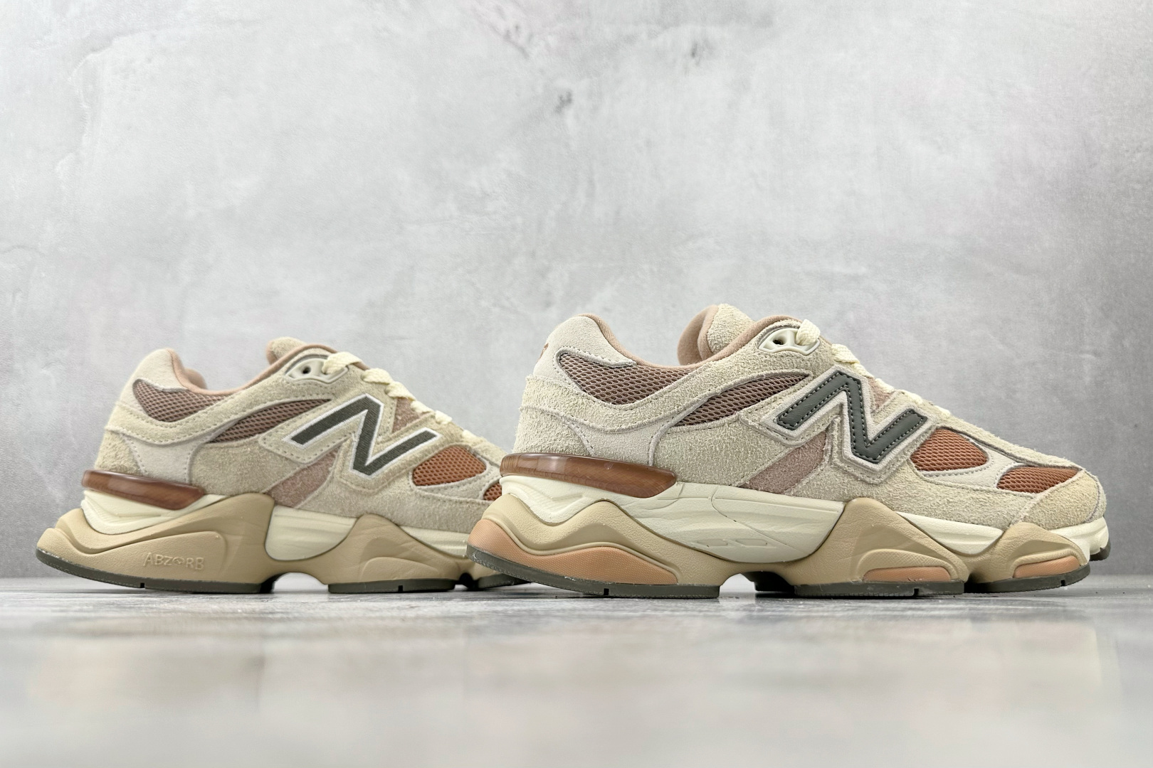 C 版 本地
大厂出品  New Balance NB 9060 棕色

货号  U9060CWF
尺码