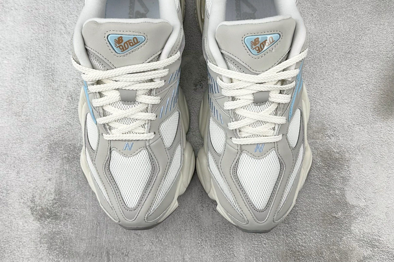 M版 
纯原标杆 品质无敌 New Balance NB 9060 灰白色

货号：U9060ZGA
尺