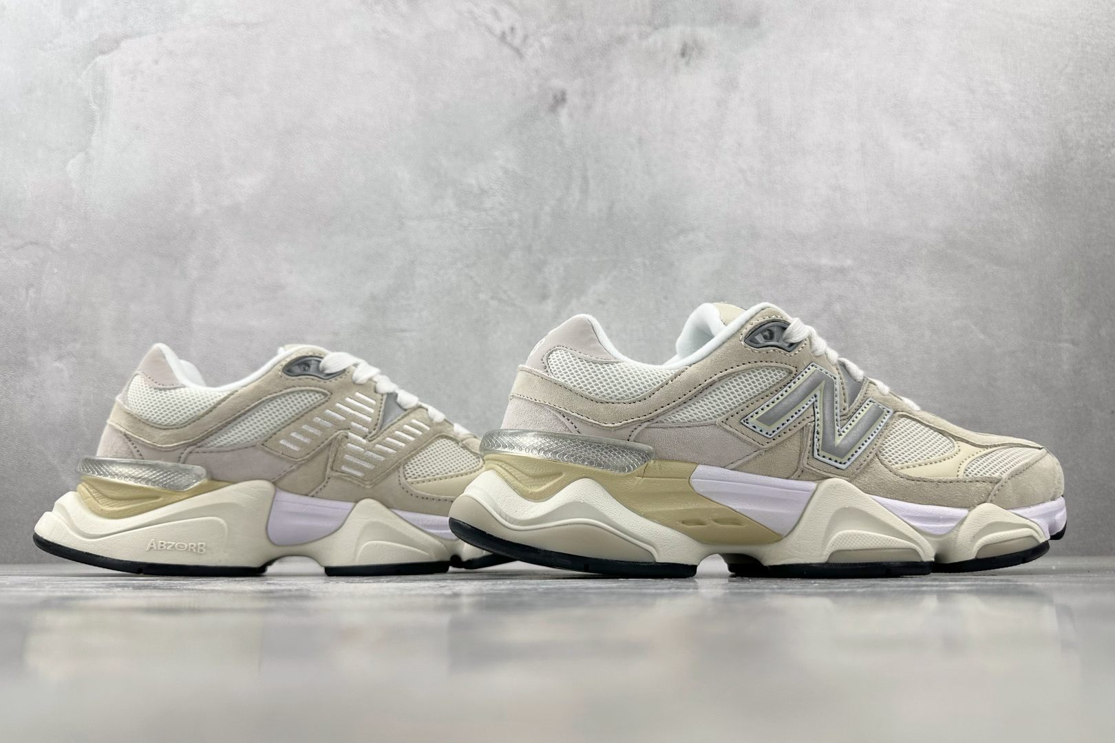 M版 本地
纯原标杆 品质无敌 New Balance NB 9060 米色

货号：U9060WHT
