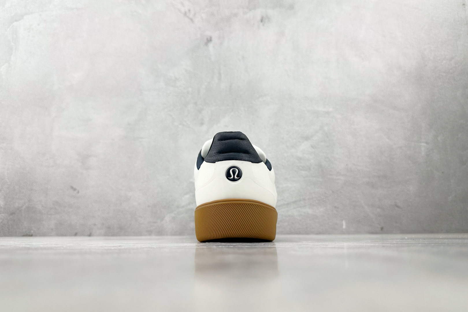 240 过验版 Iululemon露露乐蒙 cityverse 白色 LM9AV8S-071402