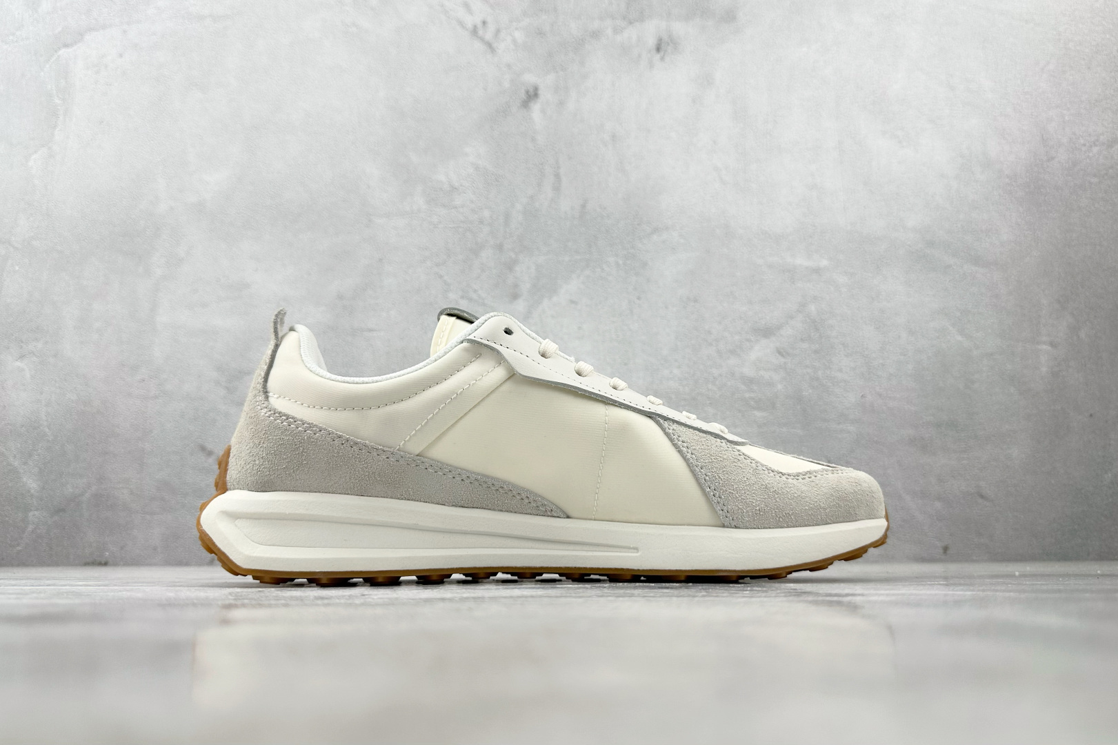 图片[2]-N版  东南亚订单 迪桑特DESCENTE Chron TRAINER 白灰 货号：D5232LSN15-WT 尺码：36 36.5 37 38.5 39 40 40.5 41 42 42.5 43 44 44.5 45-选品中心