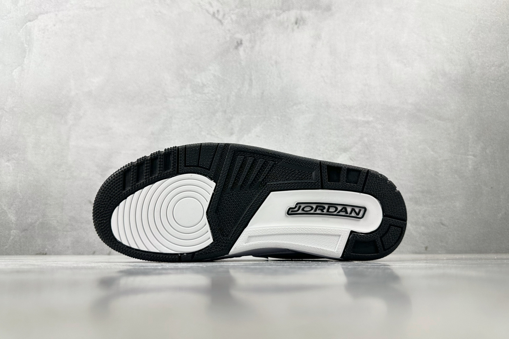 图片[4]-N版  东南亚订单 Jordan Legacy 312 白黑色 货号：CD7069-111 尺码：36 36.5 37 38.5 39 40 40.5 41 42 42.5 43 44 44.5 45 46 46.5 47.5-选品中心