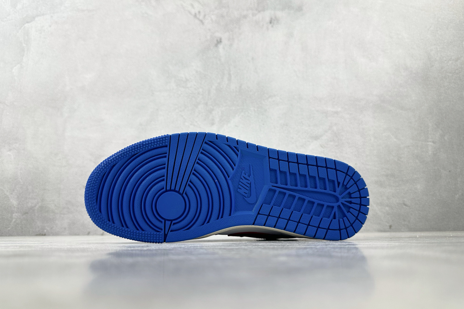 图片[4]-OT  打破市场垄断 顶级过验品质 一流品控免检产品 配色持续更新 原鞋开发 还原公司级 定位市场第一梯队 Jordan Air Jordan 1 low 蓝白 货号：DC0774-416 尺码：35.5 36 36.5 37.5 38 38.5 39 40 40.5 41 42 42.5 43 44 44.5 45 46-选品中心