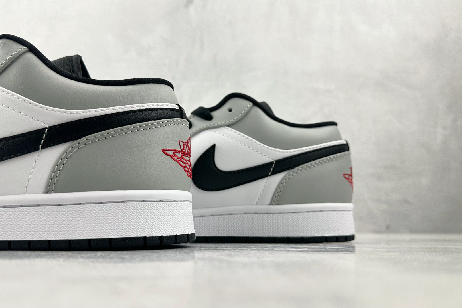 图片[8]-OT  打破市场垄断 顶级过验品质 一流品控免检产品 配色持续更新 原鞋开发 还原公司级 定位市场第一梯队 Jordan Air Jordan 1 low 烟灰 货号：553558-030 尺码：35.5 36 36.5 37.5 38 38.5 39 40 40.5 41 42 42.5 43 44 44.5 45 46-选品中心