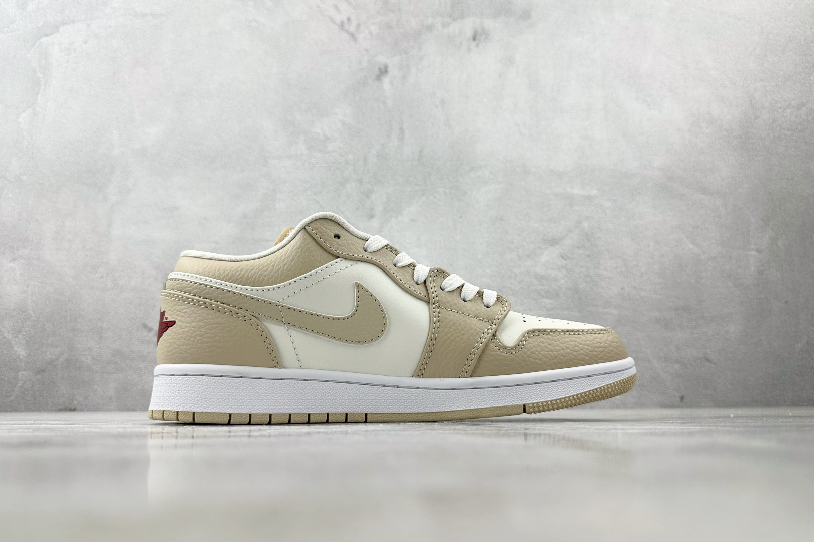 图片[2]-OT  打破市场垄断 顶级过验品质 一流品控免检产品 配色持续更新 原鞋开发 还原公司级 定位市场第一梯队 Jordan Air Jordan 1 low 帆白黄 货号：FB7168-121 尺码：35.5 36 36.5 37.5 38 38.5 39 40 40.5 41 42 42.5 43 44 44.5 45 46-选品中心