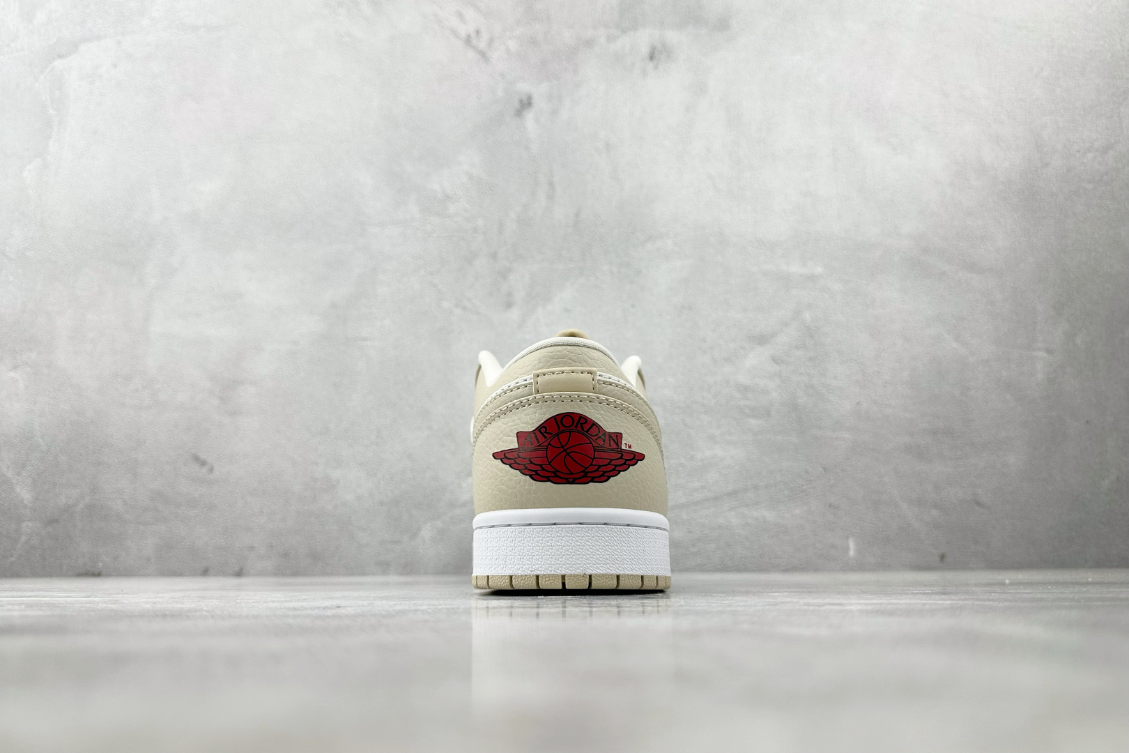 图片[9]-OT  打破市场垄断 顶级过验品质 一流品控免检产品 配色持续更新 原鞋开发 还原公司级 定位市场第一梯队 Jordan Air Jordan 1 low 帆白黄 货号：FB7168-121 尺码：35.5 36 36.5 37.5 38 38.5 39 40 40.5 41 42 42.5 43 44 44.5 45 46-选品中心