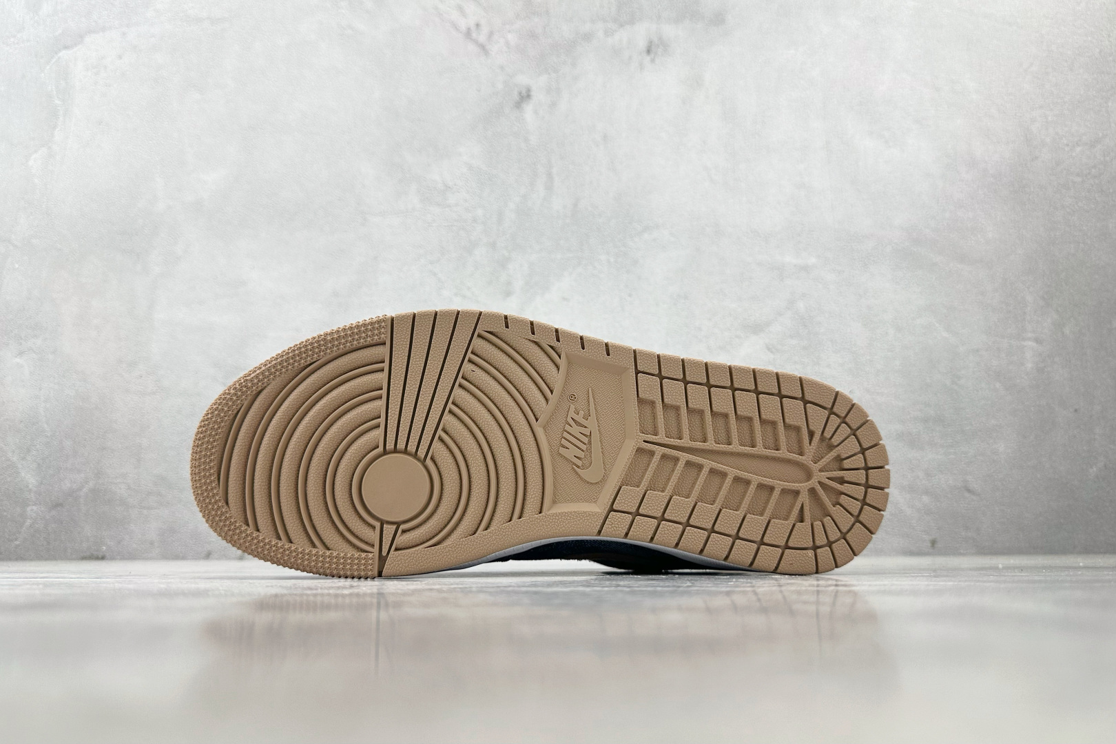 图片[4]-OT  打破市场垄断 顶级过验品质 一流品控免检产品 配色持续更新 原鞋开发 还原公司级 定位市场第一梯队 Jordan Air Jordan 1 low 牛仔蓝 货号：DH1259-400 尺码：35.5 36 36.5 37.5 38 38.5 39 40 40.5 41 42 42.5 43 44 44.5 45 46-选品中心