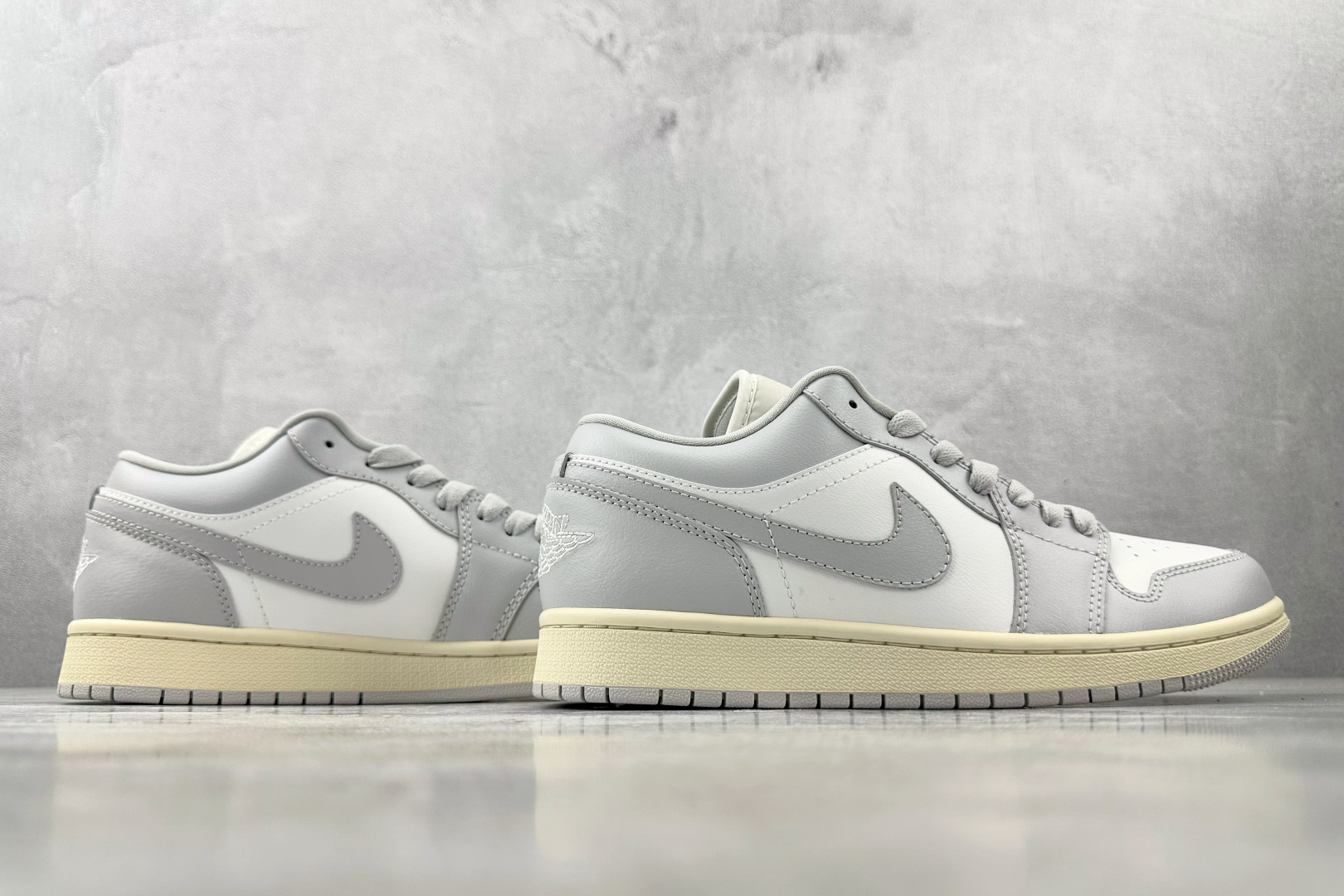 图片[6]-OT  打破市场垄断 顶级过验品质 一流品控免检产品 配色持续更新 原鞋开发 还原公司级 定位市场第一梯队 Jordan Air Jordan 1 low 灰白 货号：DC0774-103 尺码：35.5 36 36.5 37.5 38 38.5 39 40 40.5 41 42 42.5 43 44 44.5 45 46-选品中心