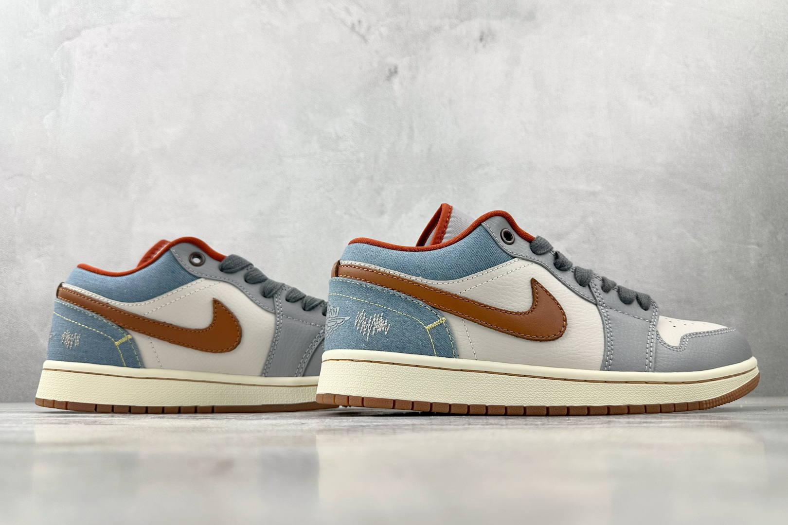 图片[6]-OT  打破市场垄断 顶级过验品质 一流品控免检产品 配色持续更新 原鞋开发 还原公司级 定位市场第一梯队 Jordan Air Jordan 1 low 蓝白 货号：FZ5045-091 尺码：35.5 36 36.5 37.5 38 38.5 39 40 40.5 41 42 42.5 43 44 44.5 45 46-选品中心