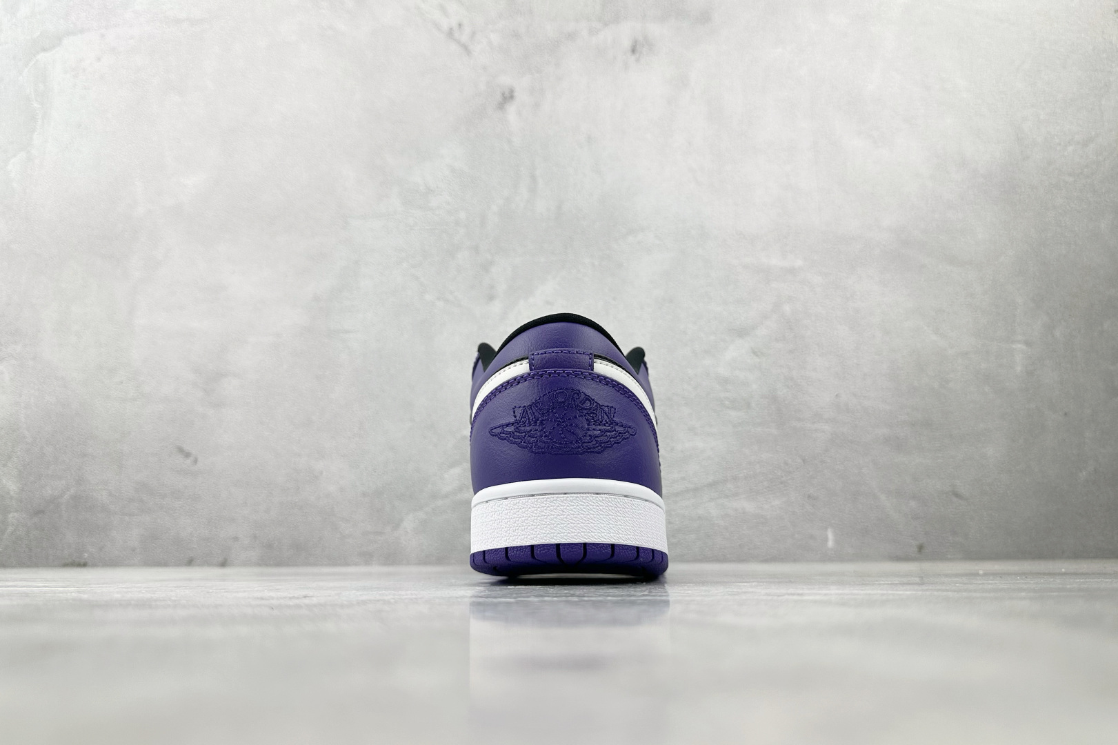 图片[9]-OT  打破市场垄断 顶级过验品质 一流品控免检产品 配色持续更新 原鞋开发 还原公司级 定位市场第一梯队 Jordan Air Jordan 1 low 黑紫拼接 货号：553558-501 尺码：35.5 36 36.5 37.5 38 38.5 39 40 40.5 41 42 42.5 43 44 44.5 45 46-选品中心