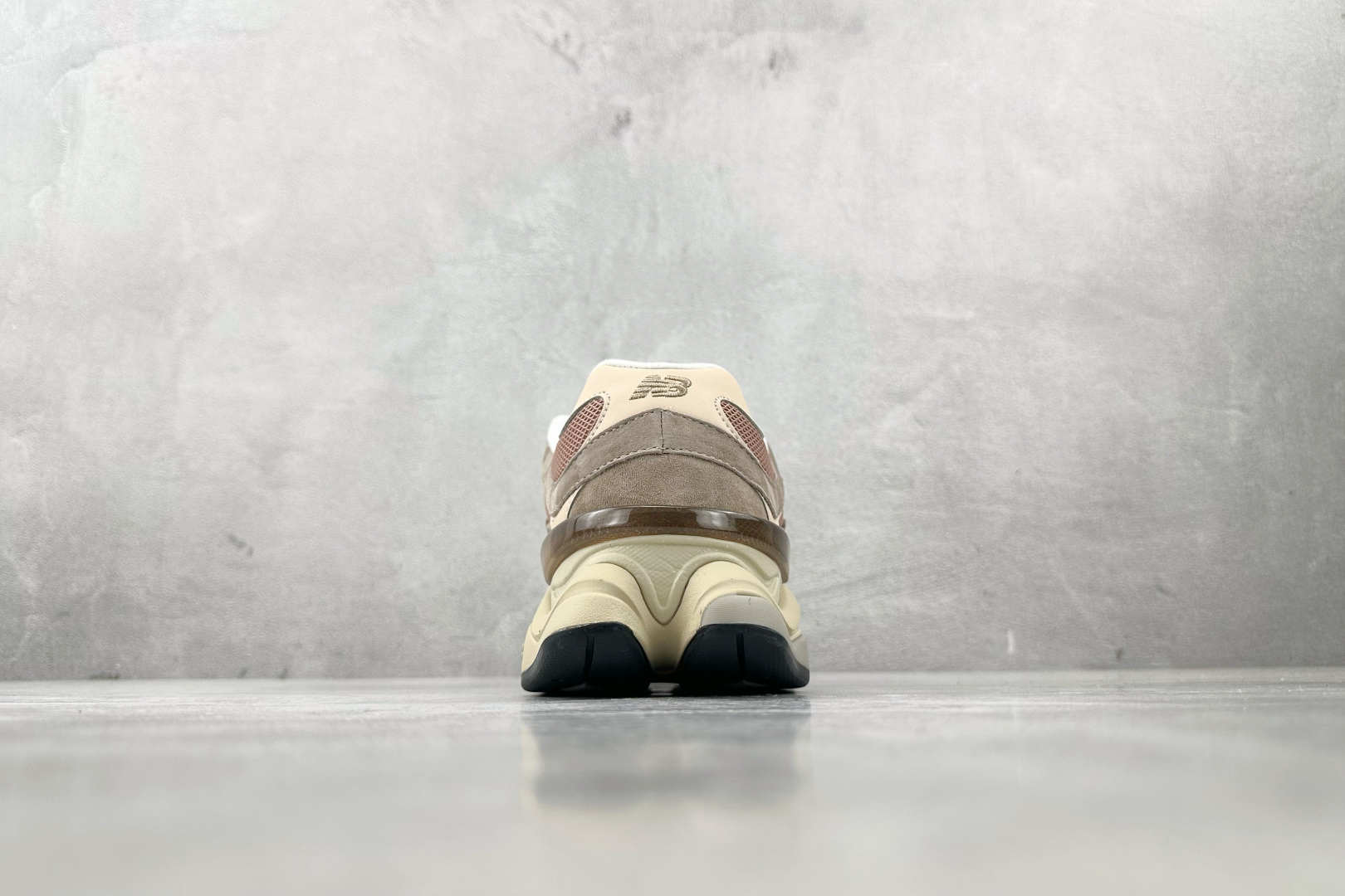 图片[9]-M版  纯原标杆 品质无敌 New Balance NB 9060 灰粉色 货号：U9060EEH 尺码：36 36.5 37.5 38 38.5 39 40 40.5 41 42 42.5 43 44 44.5 45-选品中心