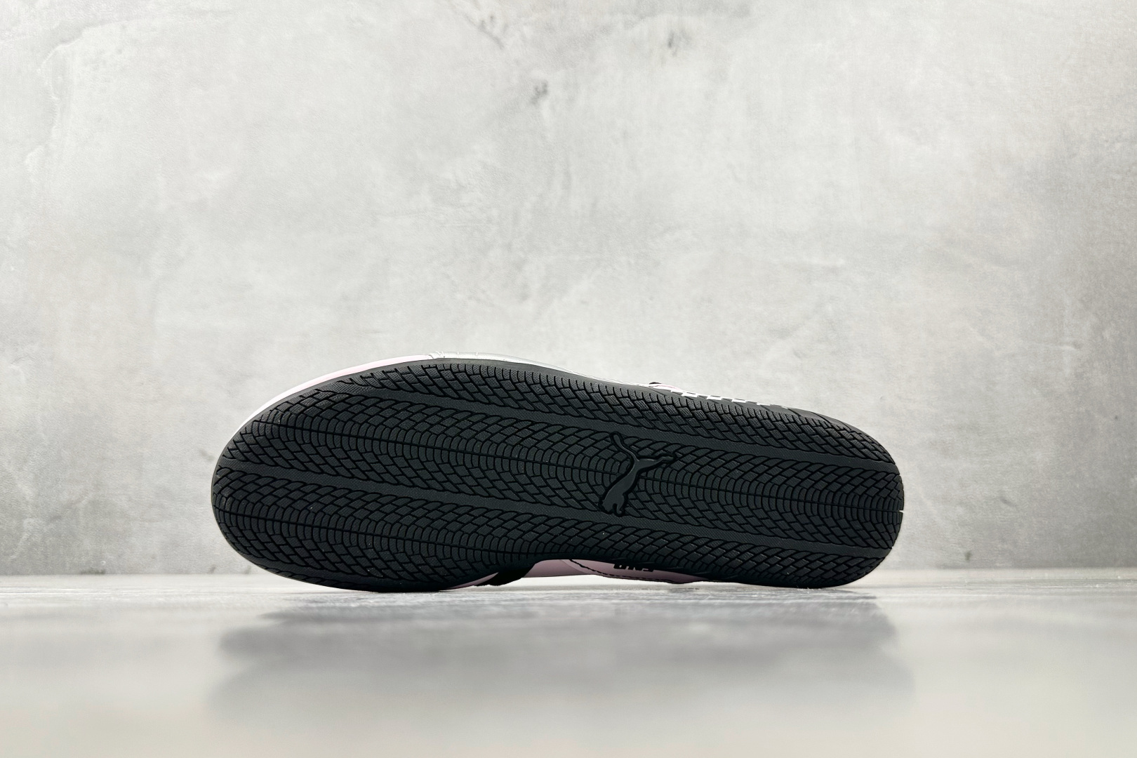 160 定制球鞋 PUMA Speedcat 系列 赛场竞速 黑白粉银 403587-01