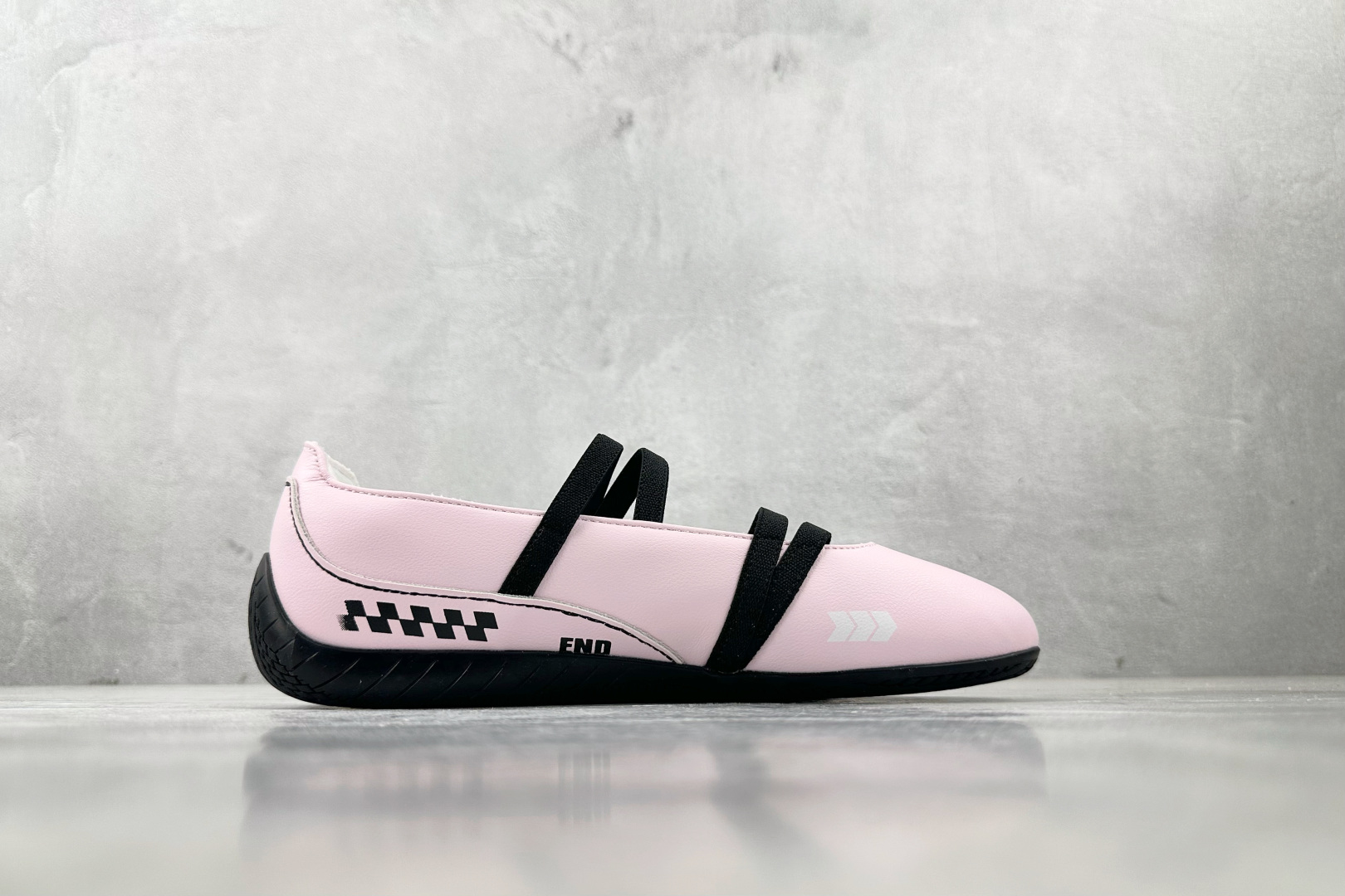 160 定制球鞋 PUMA Speedcat 系列 赛场竞速 黑白粉银 403587-01