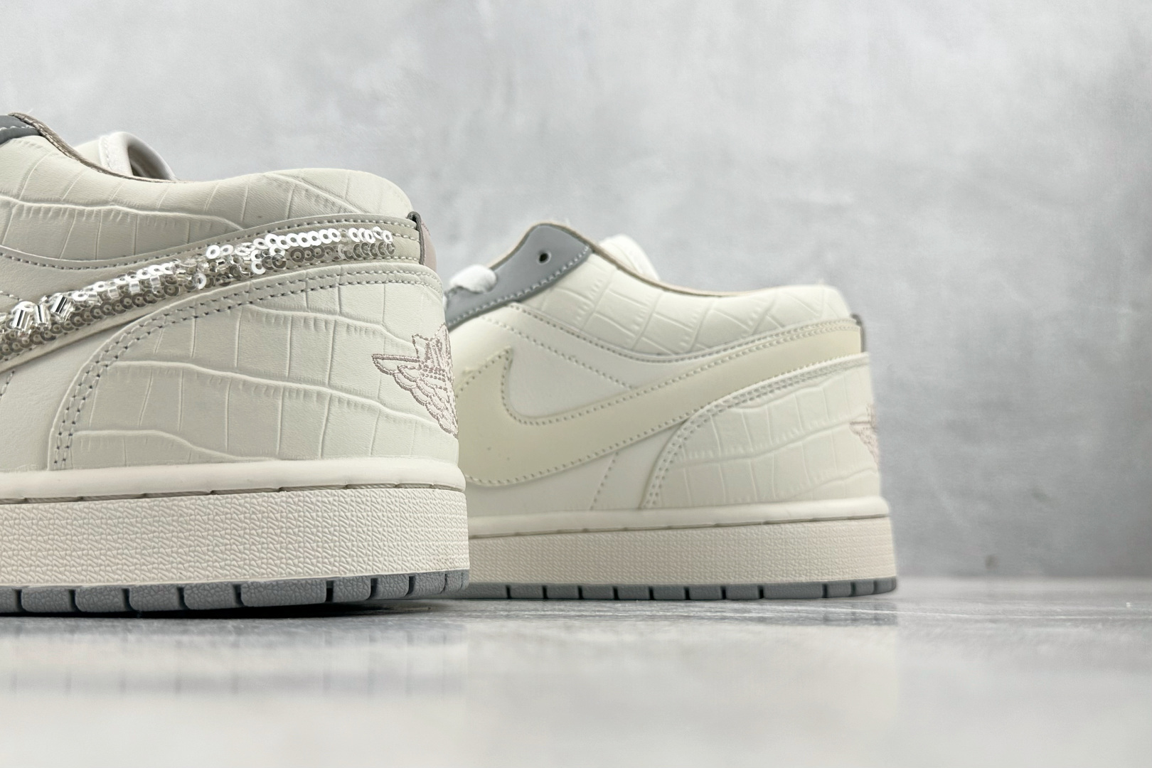 图片[8]-K版  综合版 Jordan Air Jordan 1 米白 货号：IH7323-100 尺码：36 36.5 37 38.5 39 40 40.5 41 42 42.5 43 44 44.5 45 46-选品中心