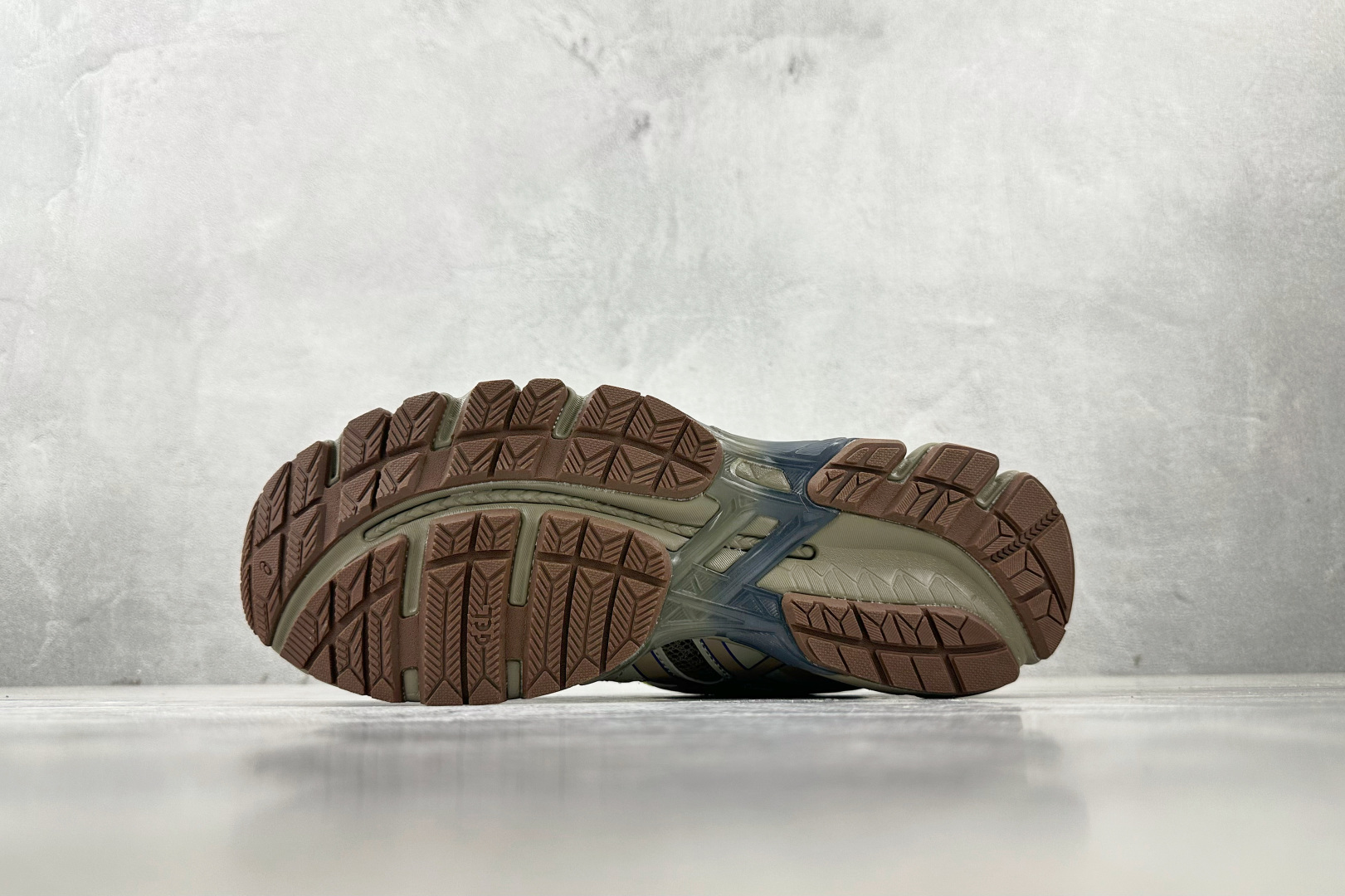 图片[4]-C 版  大厂出品 Bodega x Asics Gel-Kayano20 \”Friends & Family\”灰棕色 货号：1203A621-200 尺码：40 40.5 41 42 42.5 43 44 44.5 45-选品中心