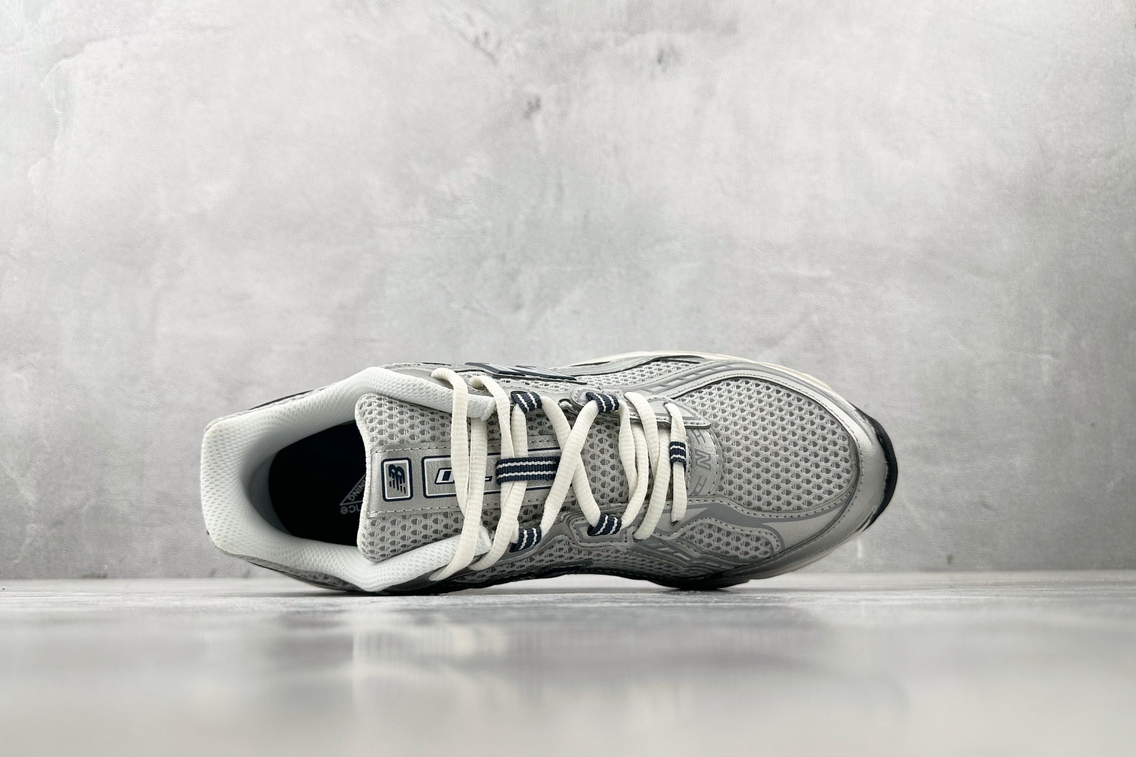 New Balance NB 740 白色货号：U740GC2尺码：36 36.5 37.5 38 38