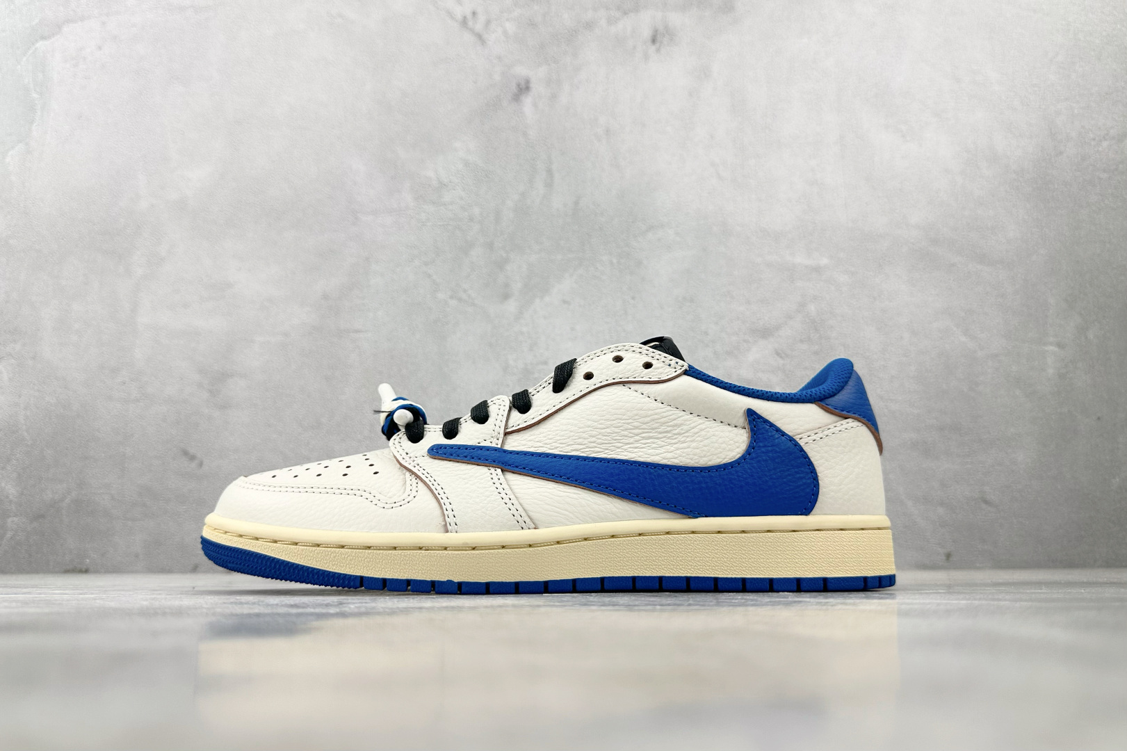 S2  纯原生产线 Travis Scott x Jordan Air Jordan 1 Low OG 蓝色 货号：DM7866-104 尺码：36 36.5 37 38.5 39 40 40.5 41 42 42.5 43 44 44.5 45 46 46.5 47.5 48 48.5-选品中心
