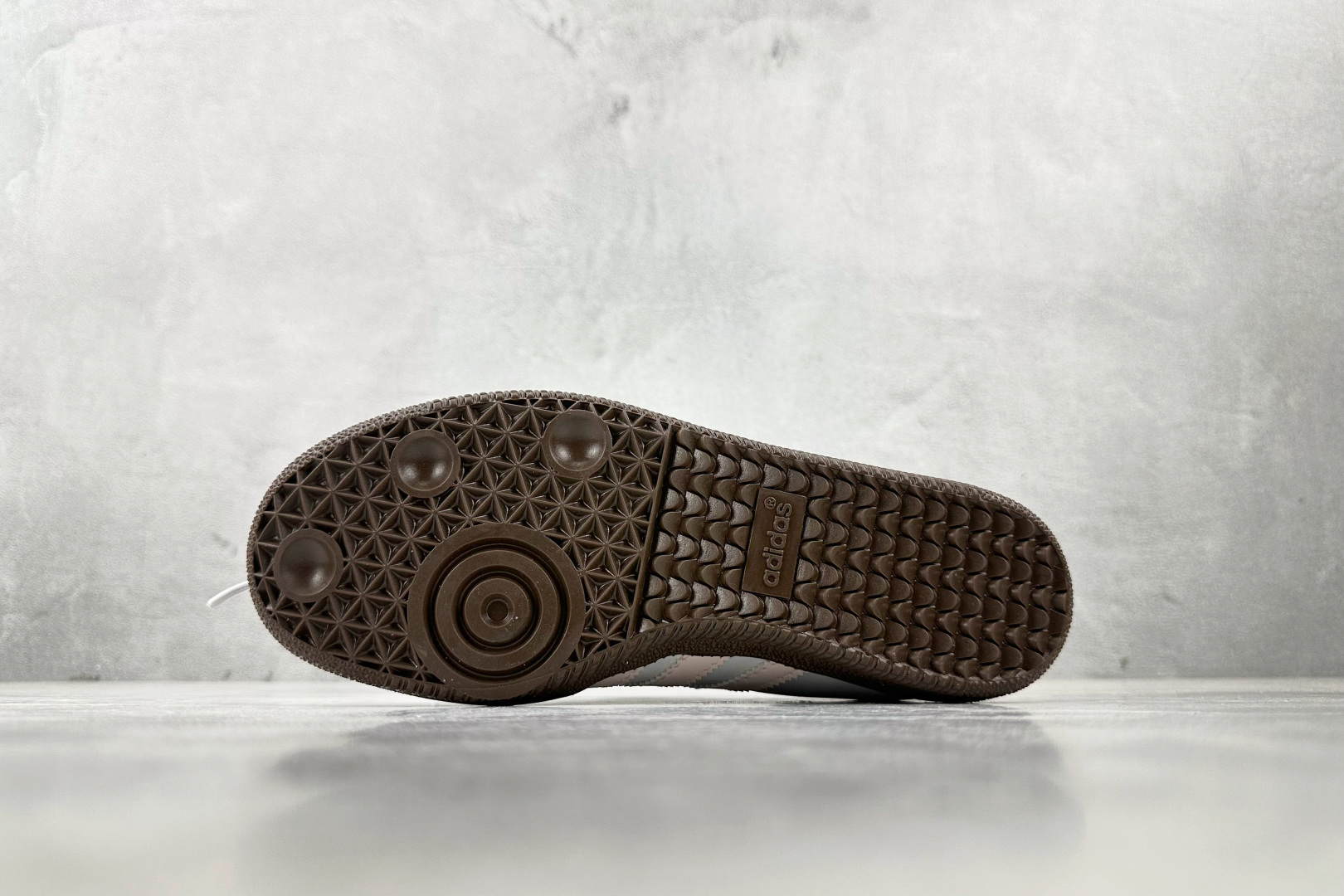 R 版 出口订单 adidas originals Samba Jane 白银色货号 ：JR4482尺码