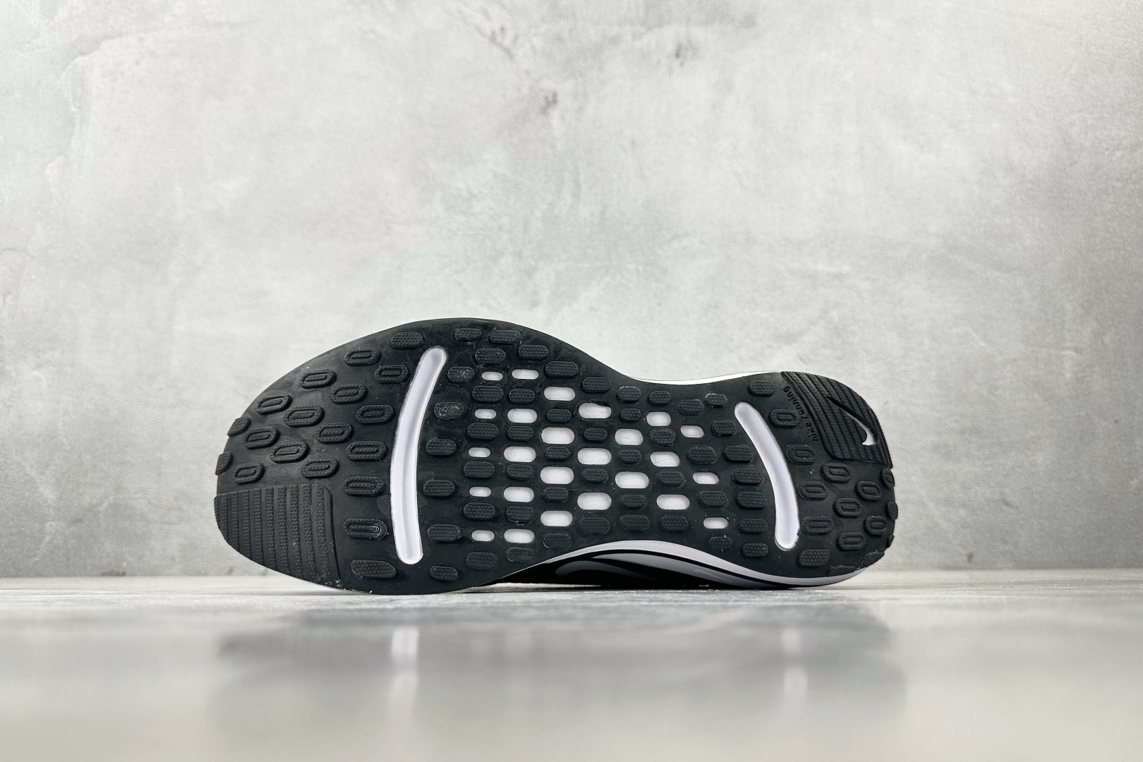 170 东南亚订单 Nike Journey Run 黑色 FN0228-001-Chinese  UA Cheap High Quatity Brand  Clothes Bags handbags Sneakers wholesale wholesaler seller from China Factory suppliers Fashion Clothing  Shoes best Quality Beautiful Price  170 东南亚订单 Nike Journey Run 黑色 FN0228-001