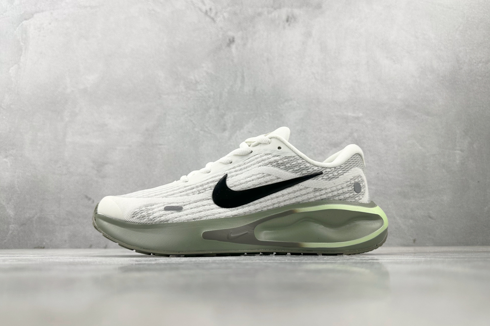 N版  东南亚订单 Nike Journey Run 白绿色 货号：FN0228-102 尺码：36 36.5 37 38.5 39 40 40.5 41 42 42.5 43 44 44.5 45-选品中心