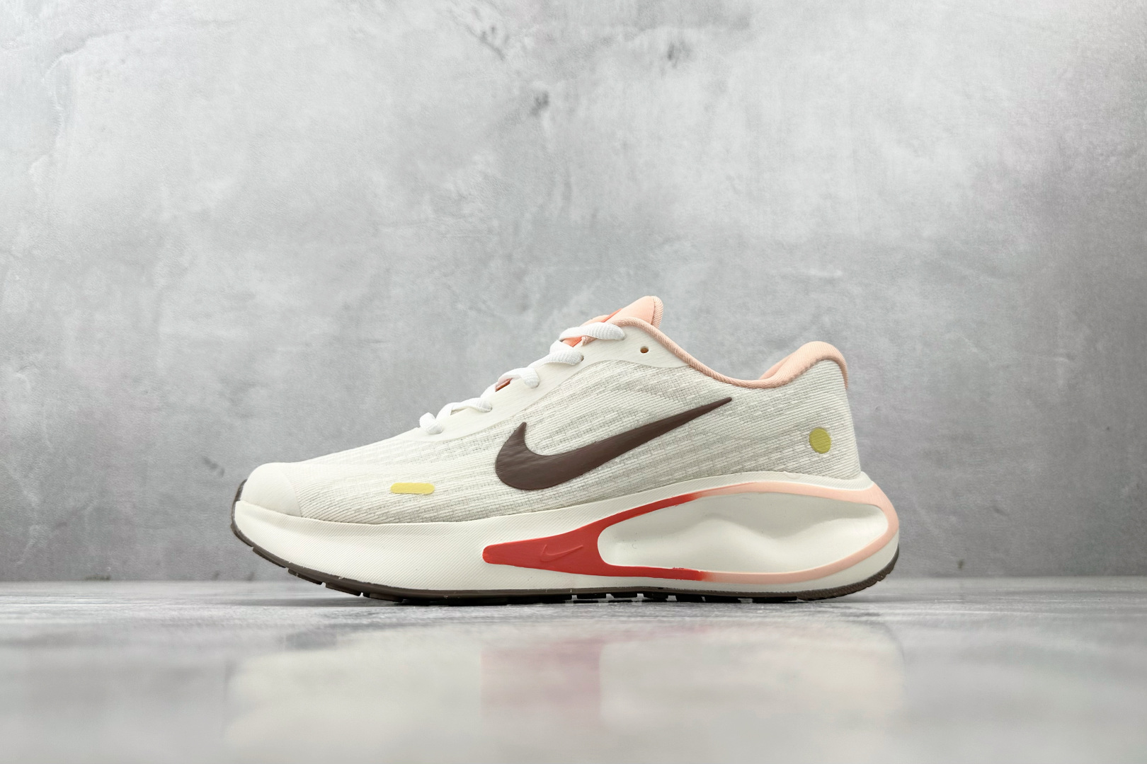 N版  东南亚订单 Nike Journey Run 白色 货号：IB4663-121 尺码：36 36.5 37 38.5 39 40 40.5 41 42 42.5 43 44 44.5 45-选品中心