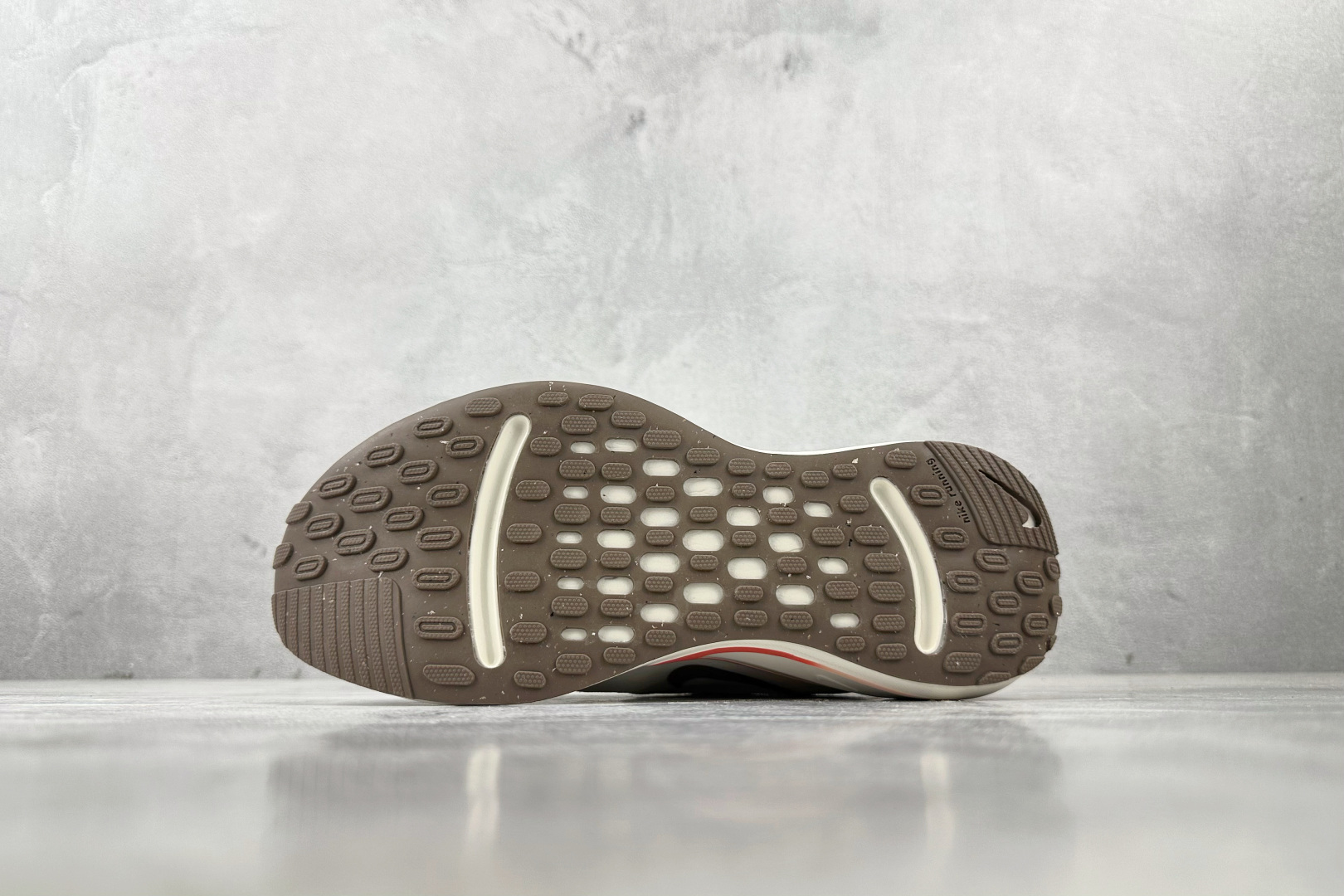 图片[4]-N版  东南亚订单 Nike Journey Run 白色 货号：IB4663-121 尺码：36 36.5 37 38.5 39 40 40.5 41 42 42.5 43 44 44.5 45-选品中心