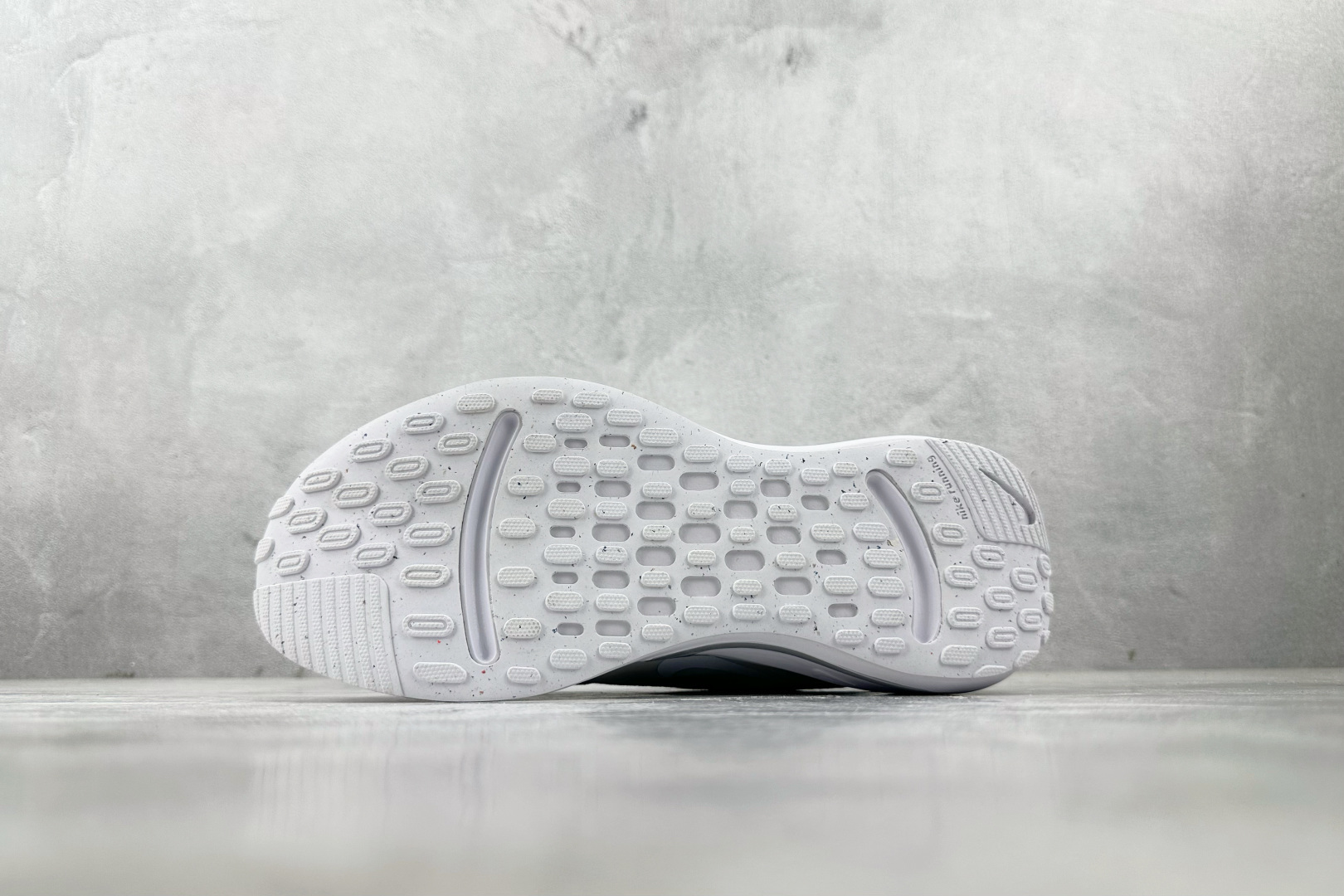 图片[4]-N版  东南亚订单 Nike Journey Run 白色 货号：FJ7765-102 尺码：36 36.5 37 38.5 39 40 40.5 41 42 42.5 43 44 44.5 45-选品中心