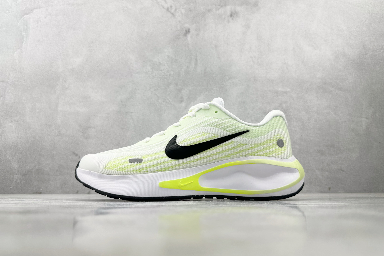 N版  东南亚订单 Nike Journey Run 白绿 货号：FN0228-700 尺码：36 36.5 37 38.5 39 40 40.5 41 42 42.5 43 44 44.5 45-选品中心