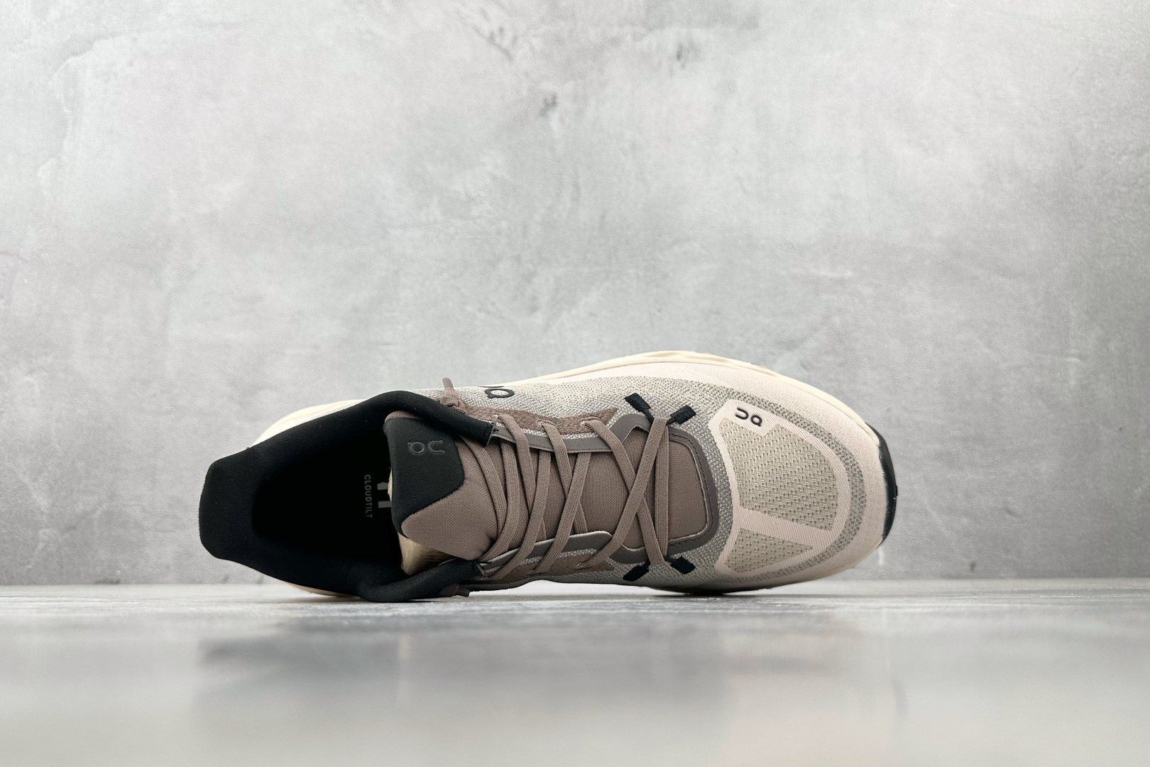 图片[3]-YH  On昂跑 Cloudtilt WMNS 灰白色 货号：3WE10053247 尺码：36 36.5 37 38.5 39 40 40.5 41 42 42.5 43 44 44.5 45-选品中心