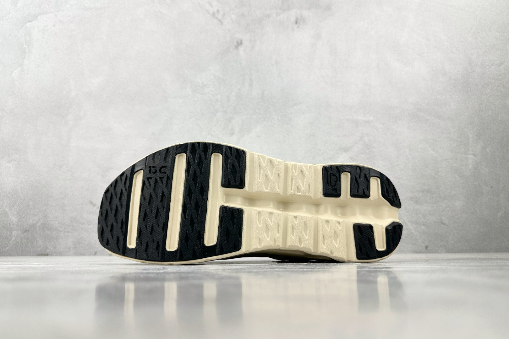 图片[4]-YH  On昂跑 Cloudtilt 米色 货号：3ME10102858 尺码：36 36.5 37 38.5 39 40 40.5 41 42 42.5 43 44 44.5 45-选品中心