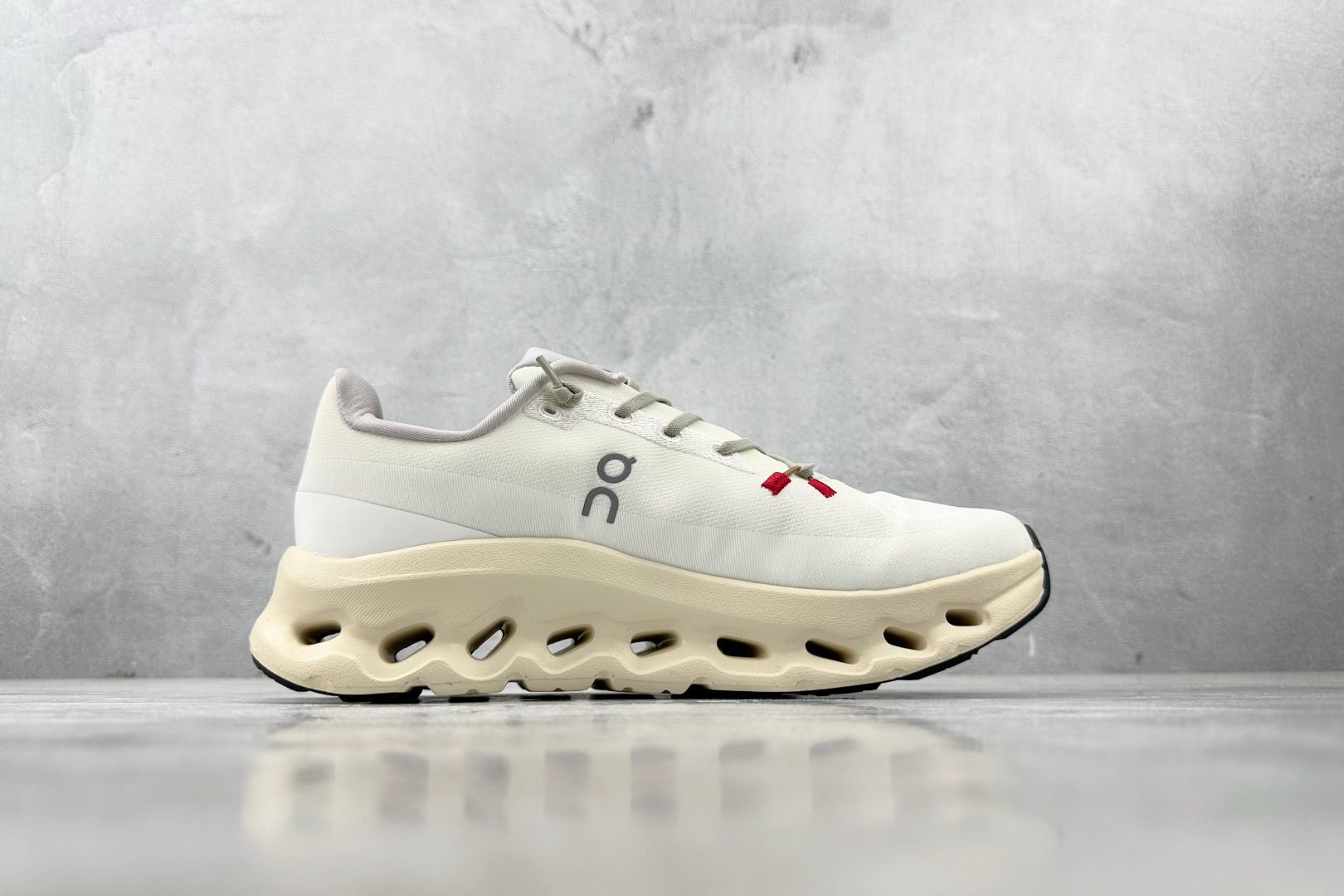 图片[2]-YH  On昂跑 Cloudtilt 米色 货号：3ME10102858 尺码：36 36.5 37 38.5 39 40 40.5 41 42 42.5 43 44 44.5 45-选品中心