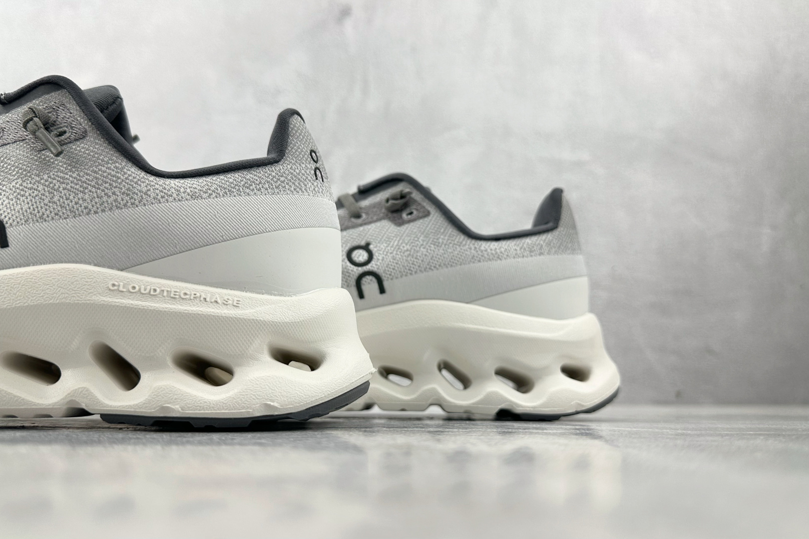 图片[8]-YH  On昂跑 Cloudtilt 灰白 货号：3ME10103247 尺码：36 36.5 37 38.5 39 40 40.5 41 42 42.5 43 44 44.5 45-选品中心