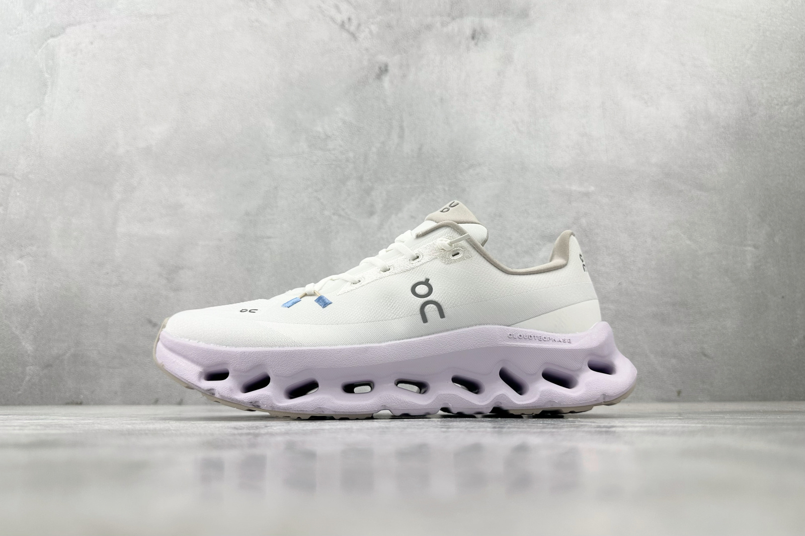 YH  On昂跑 Cloudtilt 米紫 货号：3WE10051145 尺码：36 36.5 37 38.5 39 40 40.5 41 42 42.5 43 44 44.5 45-选品中心