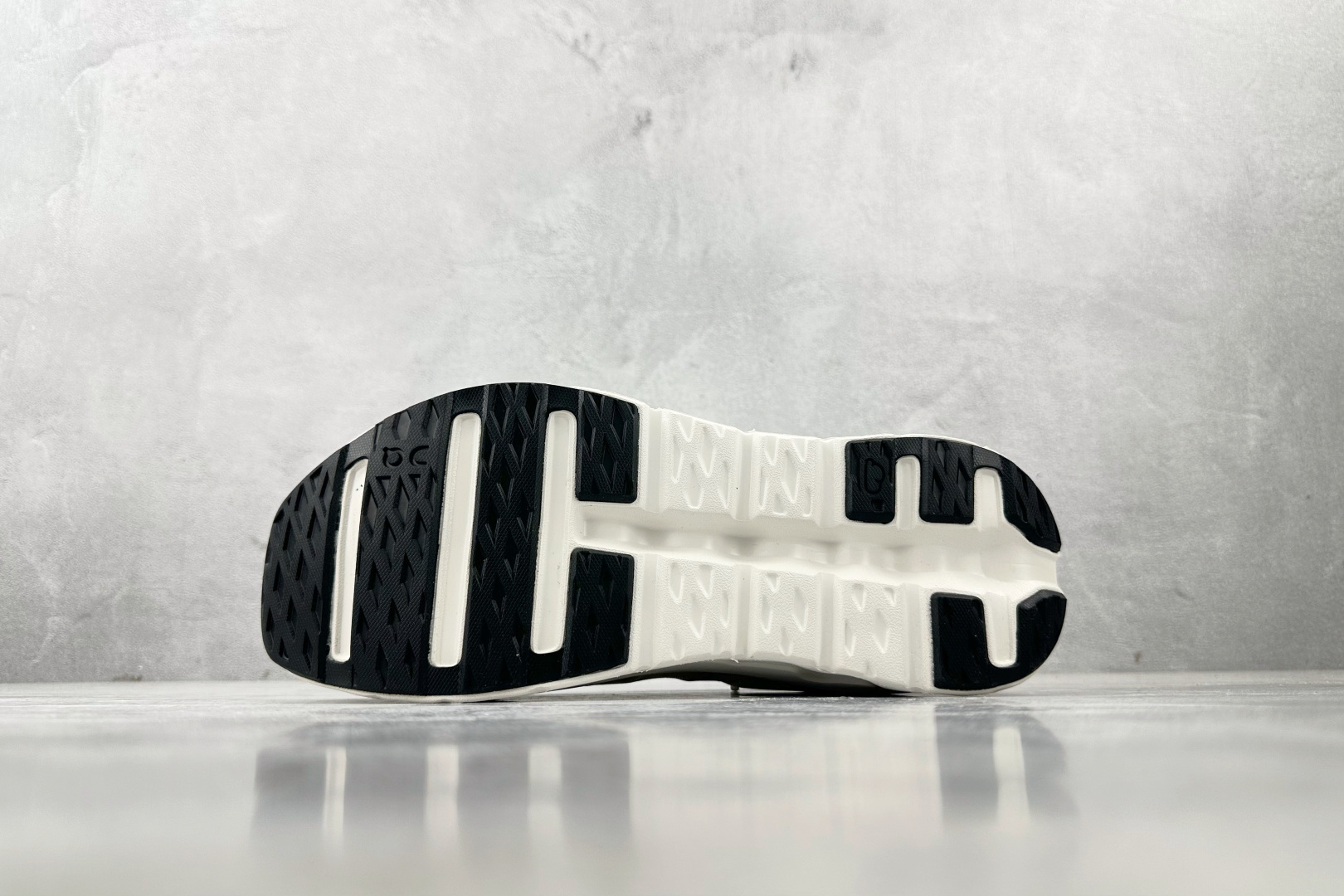 图片[4]-YH  On昂跑 Cloudtilt WMNS Pearl/Ice米白色 货号：3WE10052531 尺码：36 36.5 37 38.5 39 40 40.5 41 42 42.5 43 44 44.5 45-选品中心