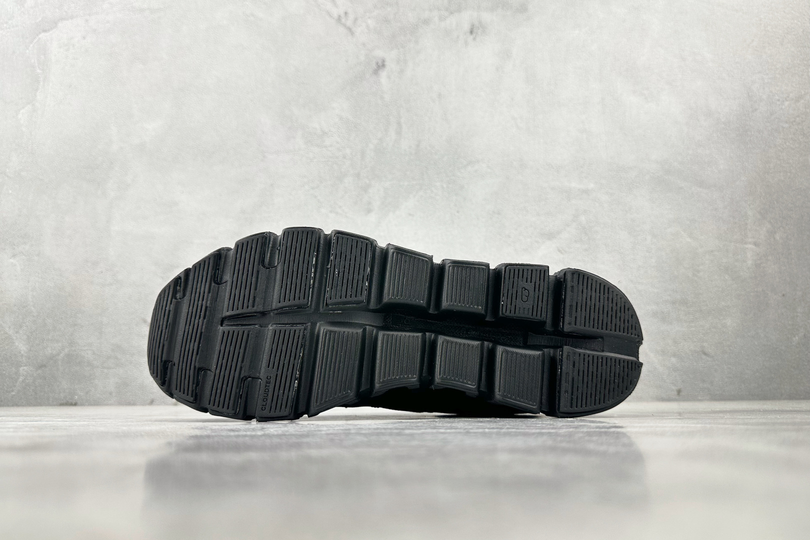 图片[4]-YH  On昂跑 Cloud 6 黑色 货号：3WF10061043 尺码：36 36.5 37 38.5 39 40 40.5 41 42 42.5 43 44 44.5 45-选品中心