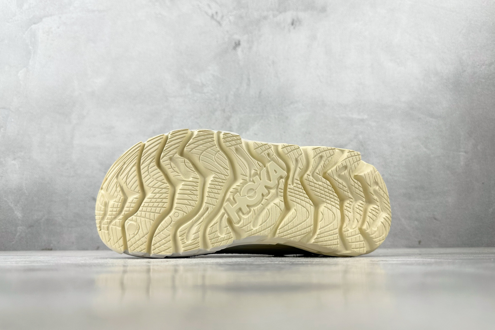 图片[4]-HK  平台专供 paria FARZANEH × HOKA ONE ONE Restore TC Chukka 奶白色 货号：1169090-CRM 尺码：36 36.5 37.5 38 38.5 39 40 40.5 41 42 42.5 43 44 44.5 45-选品中心