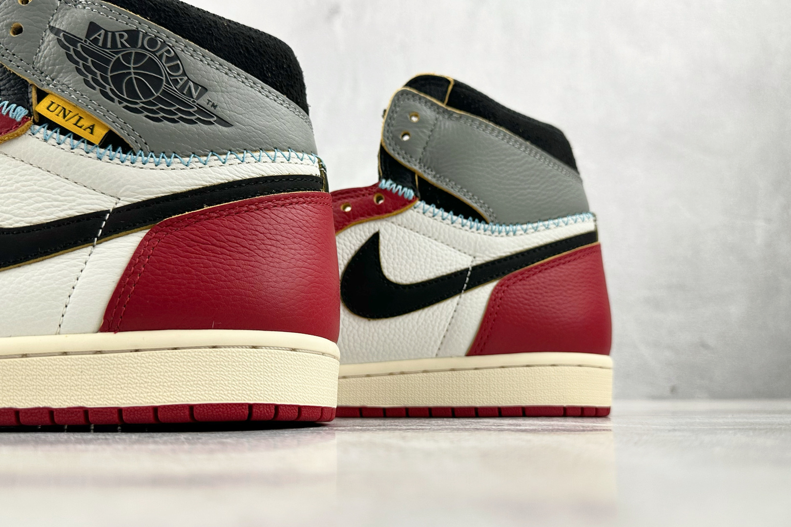 560 Union x Jordan Air Jordan 1 白红灰 HV8563-600