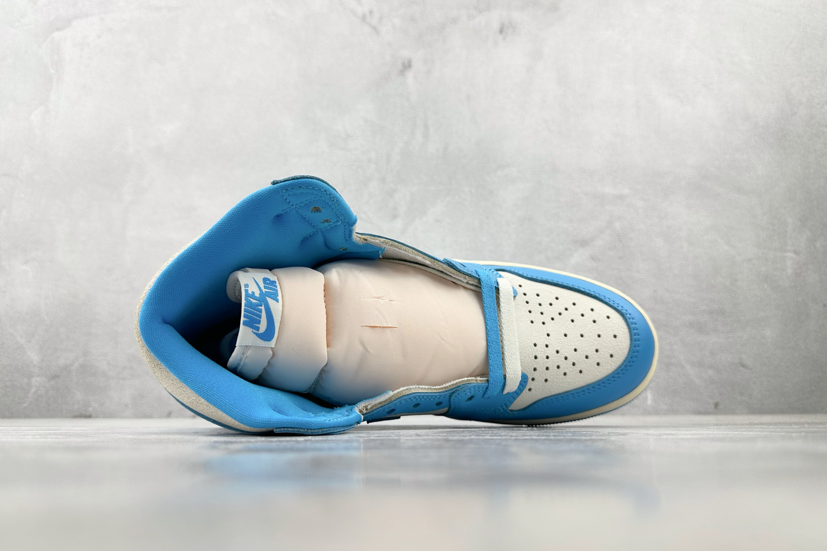 530 Jordan Air Jordan 1 High OG”UNC Reimagined”白蓝 DZ5485-402