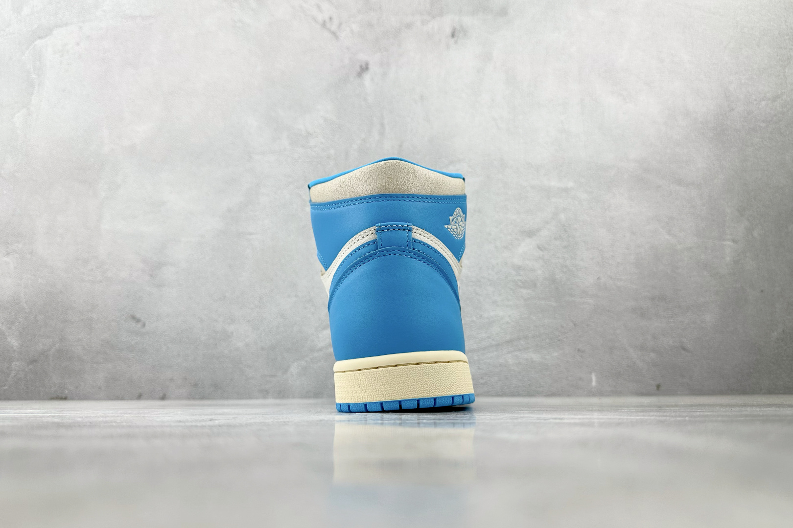 530 Jordan Air Jordan 1 High OG”UNC Reimagined”白蓝 DZ5485-402