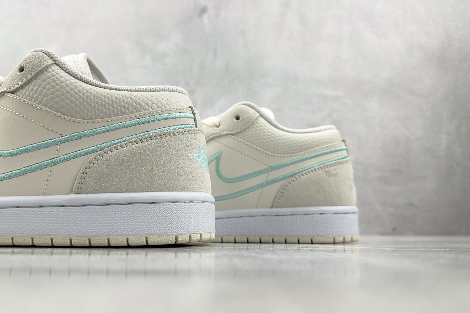 200 综合版 Jordan Air Jordan 1 米色 HJ5969-100