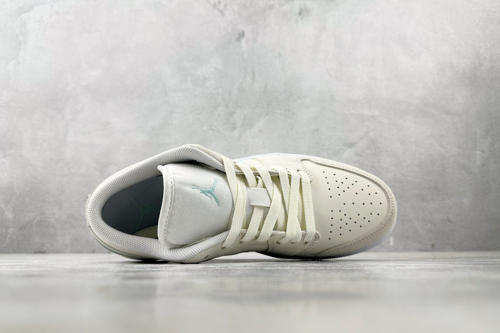 200 综合版 Jordan Air Jordan 1 米色 HJ5969-100