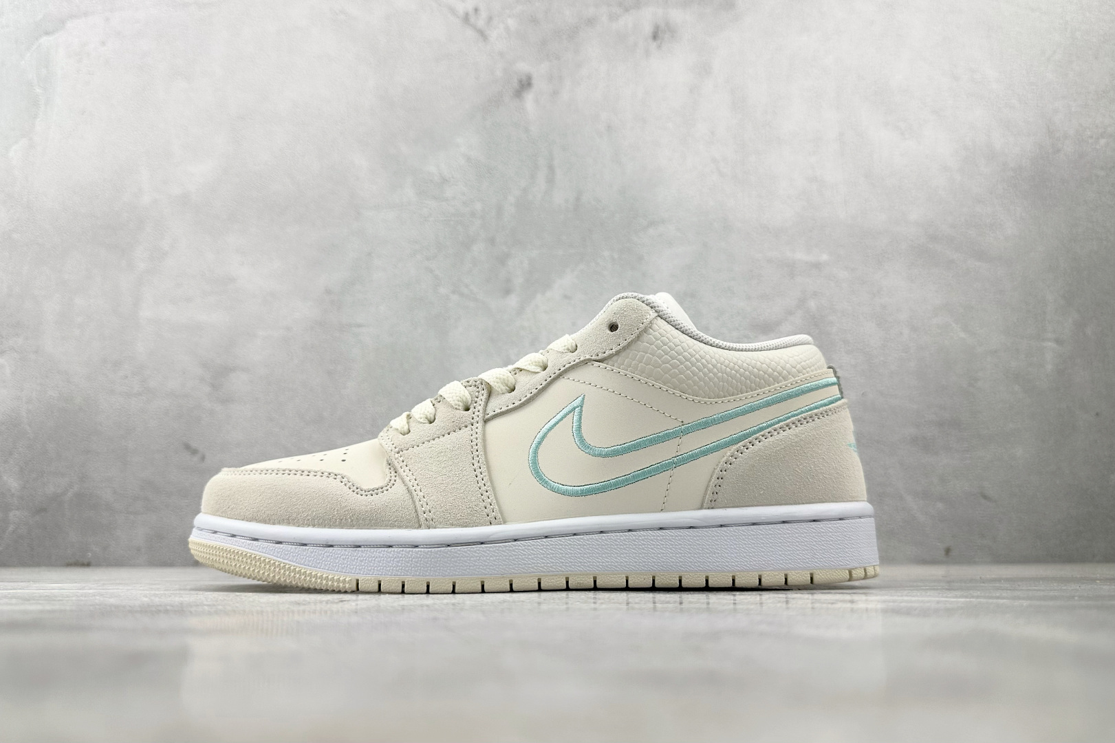 200 综合版 Jordan Air Jordan 1 米色 HJ5969-100