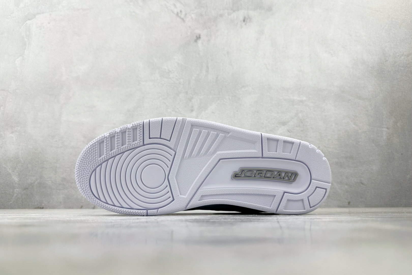 530 Jordan Air Jordan 3 “Pure Money”白色 CT8532-111